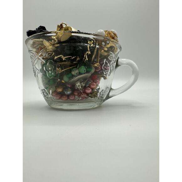 Vintage Anchor Hocking Savannah Punch Cup Jar Vintage Clip-On Earrings - Picture 3 of 5